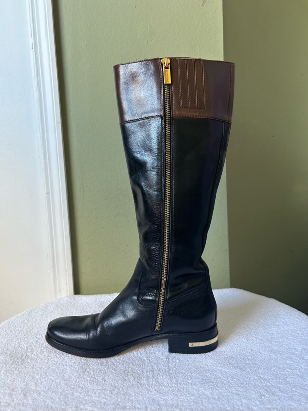 Michael Kors Black Leather Tall Boots with Brown Cuff and Gold MK - Picture 11 of 15